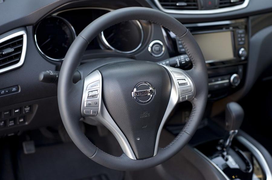  Nissan Rogue 2014 года  (фото 36 из 108)